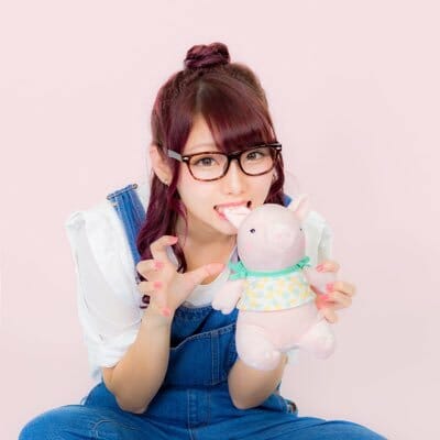 ボンボンtv えっちゃんの胸のサイズは 本名 身長 体重 すっぴん 彼氏についても Logtube 国内最大級のyoutuber ユーチューバー ニュースメディア